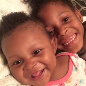 Meet your Posher, Alisa